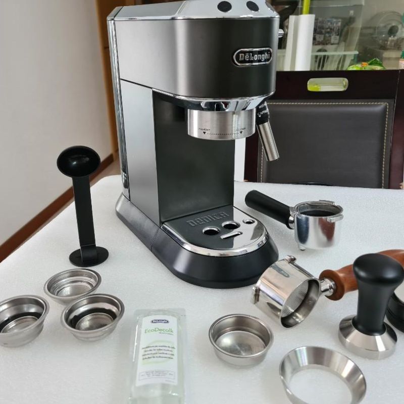 Delonghi EC685 Dedica 8