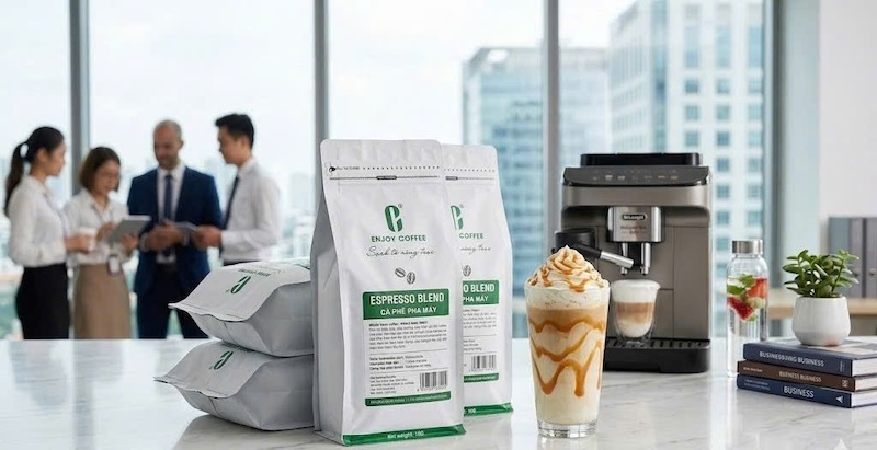 Bí quyết pha cafe đá xay caramel macchiato chuẩn vị quán 3
