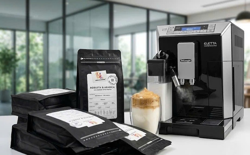 cách làm cafe bọt biển dalgona bằng vòi hơi máy pha 3