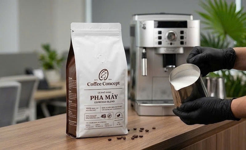 Chinh phục latte art cách xử lý bọt khí 2