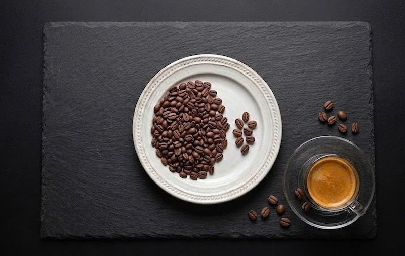 dấu hiệu hạt cafe bị cũ mốc 3